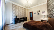 VIP Class Apartment for Short Term Rent in Saint-Petersburg at Vosstaniya 40