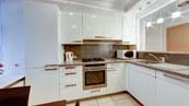 Three-roomed apartment for rent in the center of SPb at Bolshaya Koniyshennaya street 3